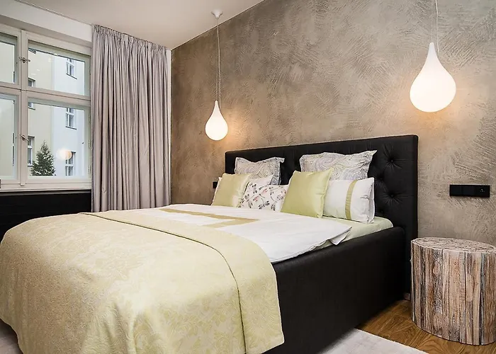 Charming Apartment In Famous Area